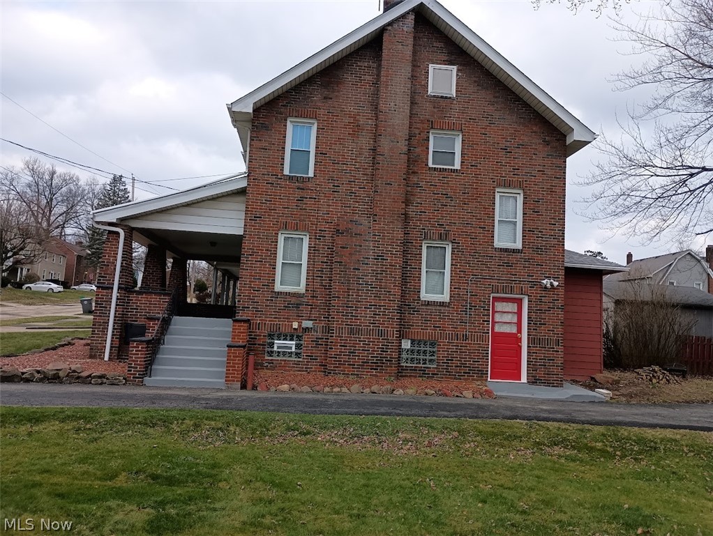 212 Curry Place Youngstown OH 44504