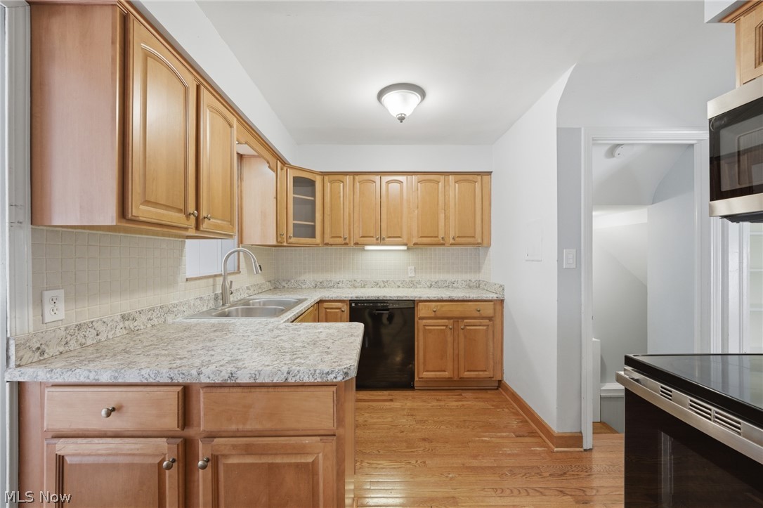 5284 Edenhurst Road Lyndhurst OH 44124