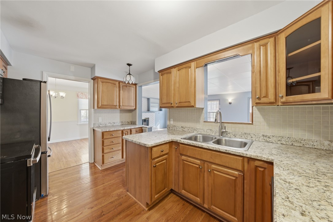 5284 Edenhurst Road Lyndhurst OH 44124