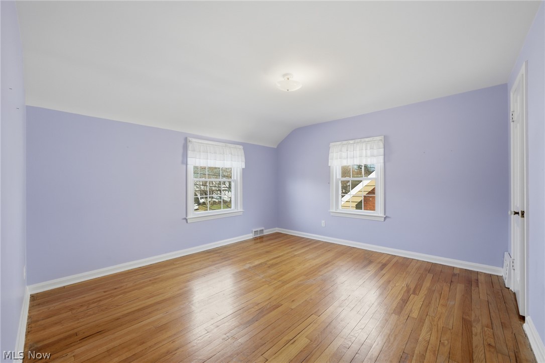 5284 Edenhurst Road Lyndhurst OH 44124