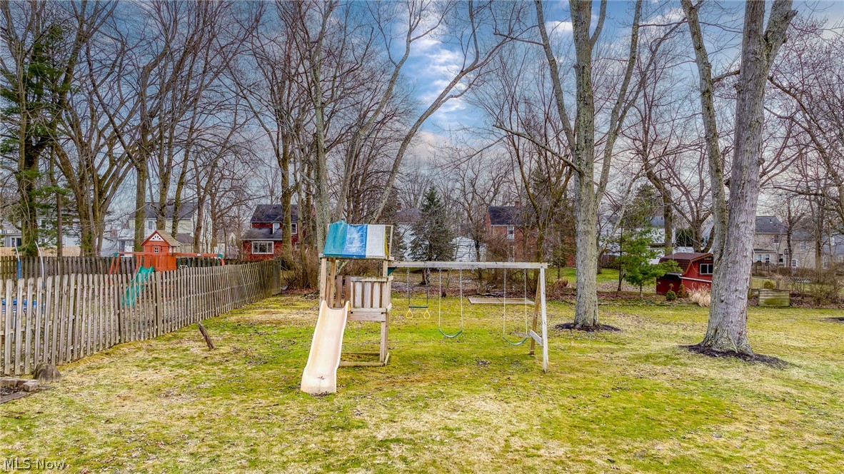 5284 Edenhurst Road Lyndhurst OH 44124