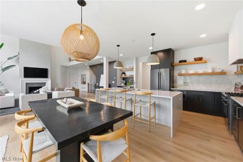 534 S Port Drive Avon Lake OH 44012