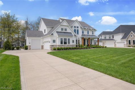 534 S Port Drive Avon Lake OH 44012