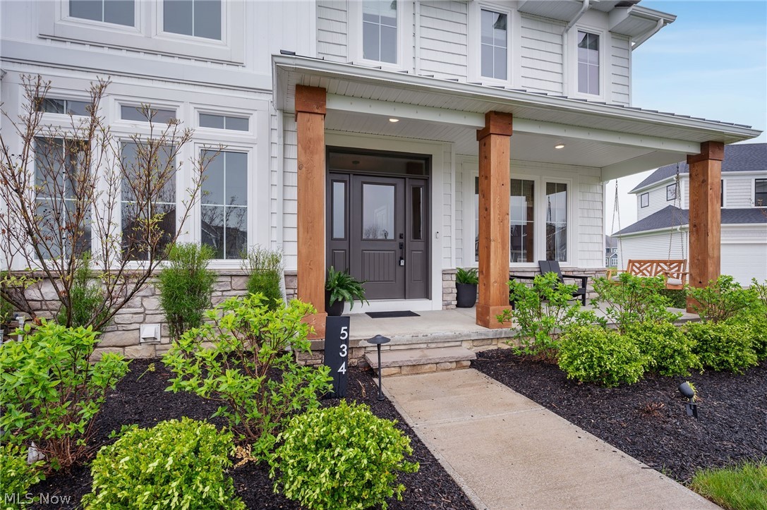 534 S Port Drive Avon Lake OH 44012