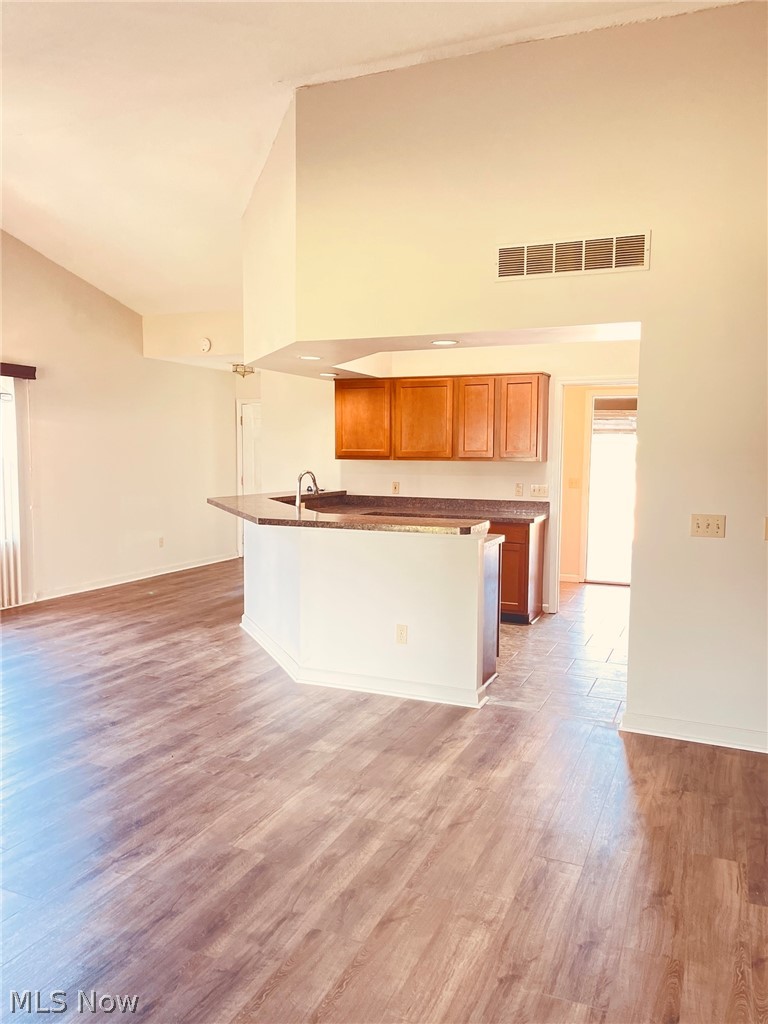 535 Greeenside Drive Painesville OH 44077