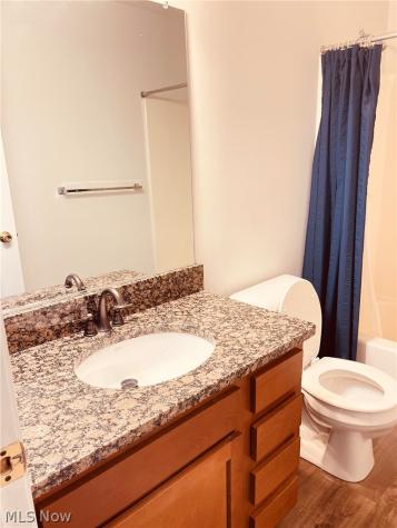 535 Greeenside Drive Painesville OH 44077