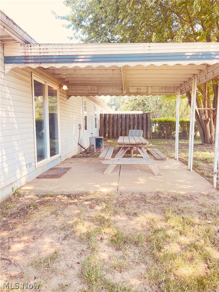 535 Greeenside Drive Painesville OH 44077