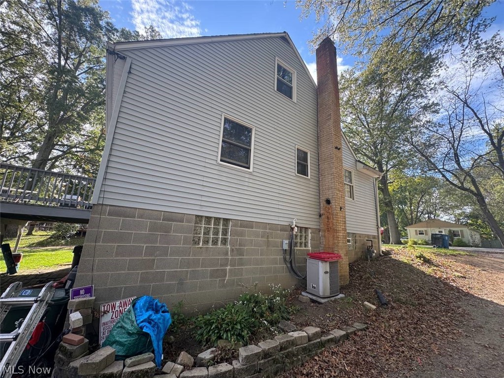 1423 Pin Oak Drive Akron OH 44312