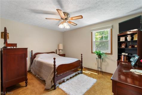 7888 Fox Run Avenue NW North Canton OH 44720