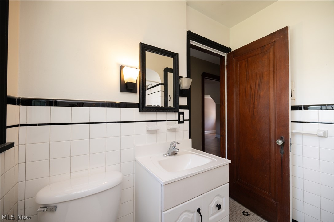 222 Brookfield Avenue Boardman OH 44512
