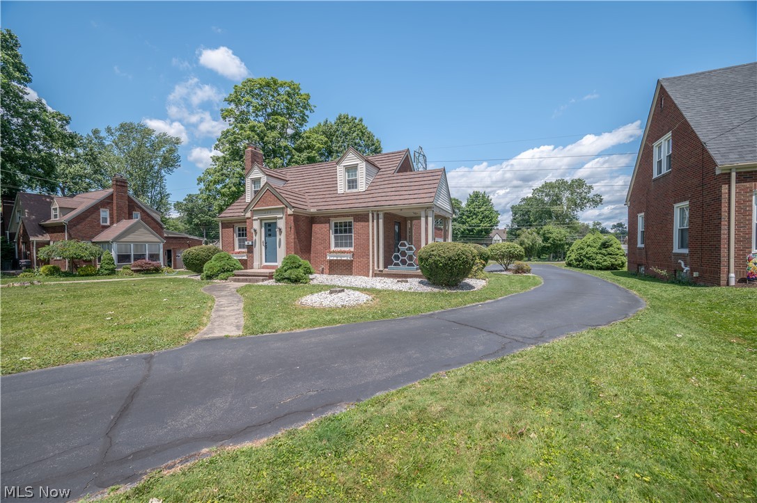222 Brookfield Avenue Boardman OH 44512