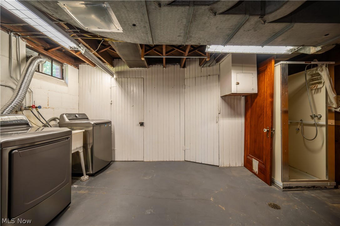 222 Brookfield Avenue Boardman OH 44512