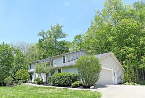 2239 Edgeview Drive Hudson OH 44236