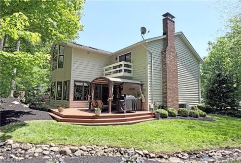 2239 Edgeview Drive Hudson OH 44236