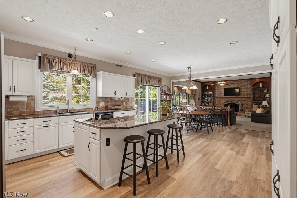 6460 Laura Lane Solon OH 44139