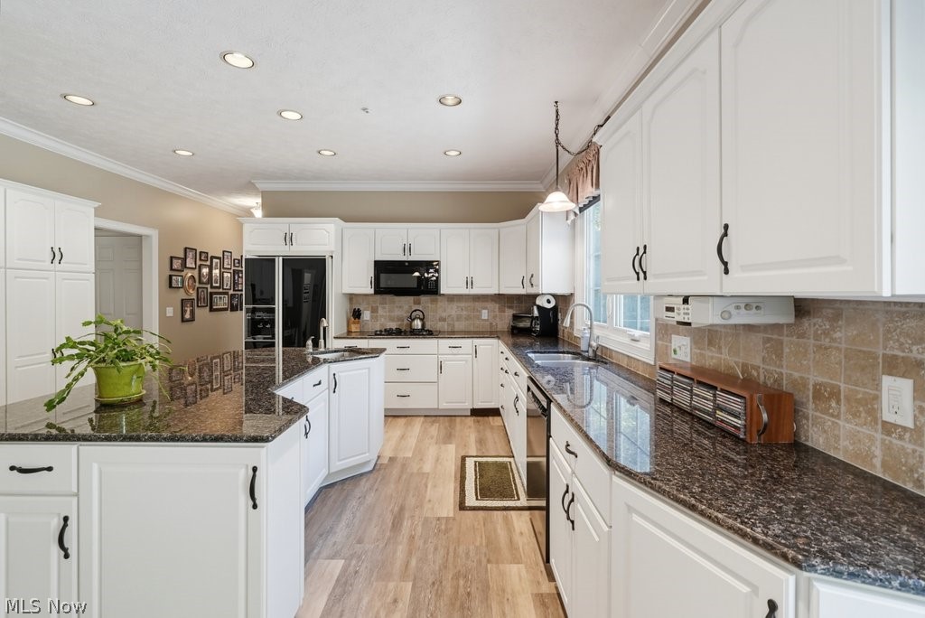 6460 Laura Lane Solon OH 44139
