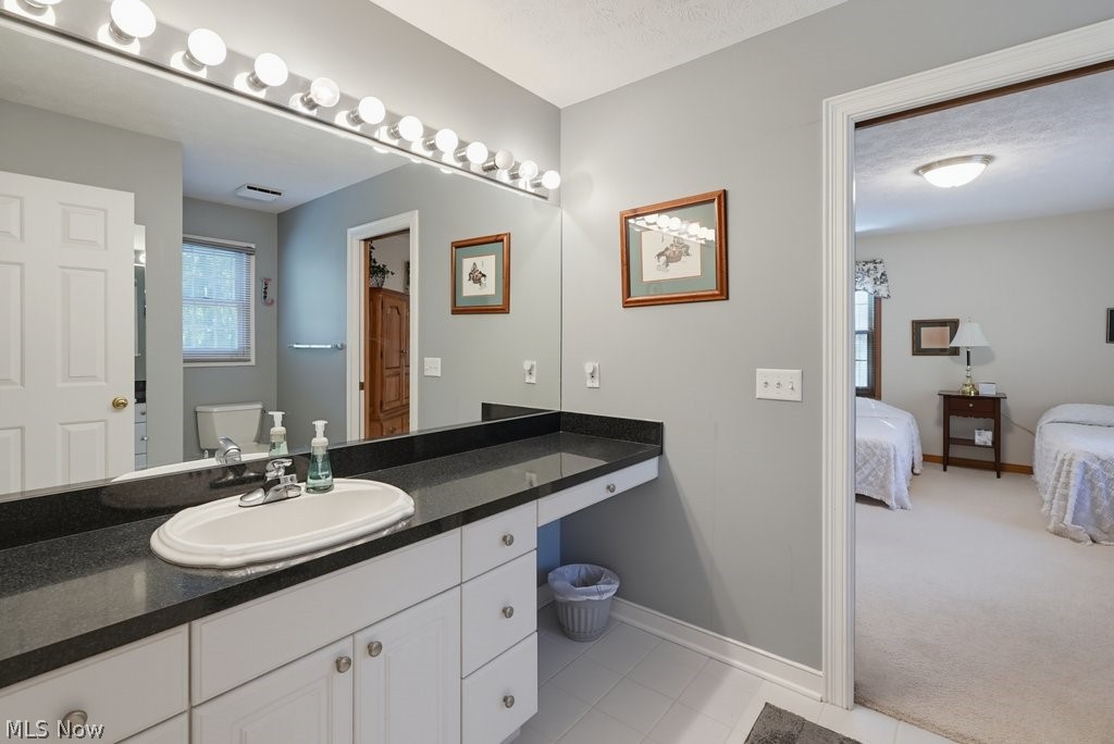 6460 Laura Lane Solon OH 44139