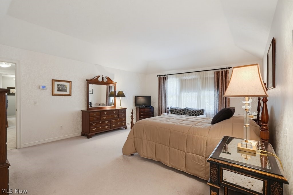6460 Laura Lane Solon OH 44139