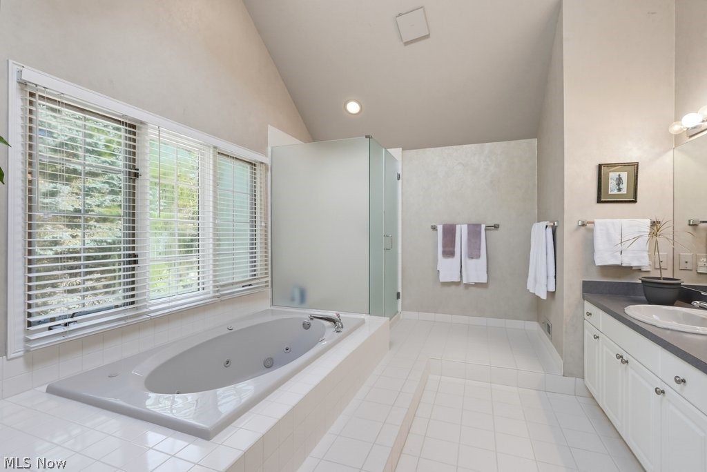 6460 Laura Lane Solon OH 44139