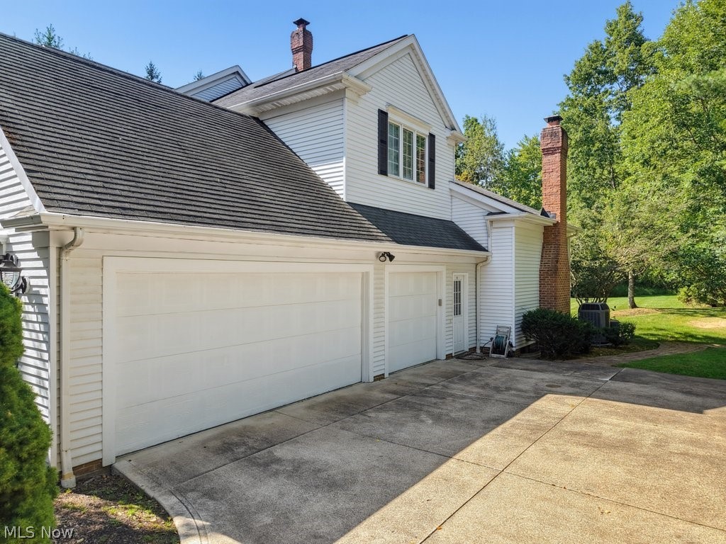 6460 Laura Lane Solon OH 44139