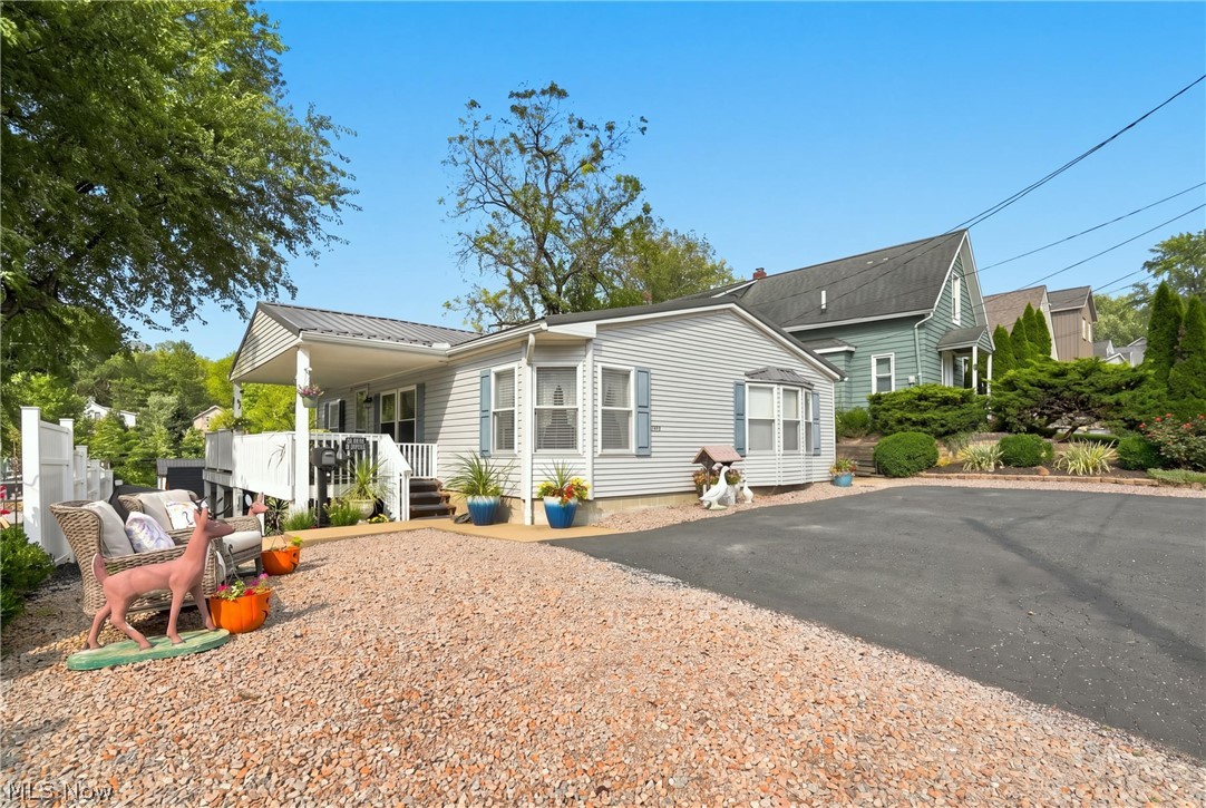 1359 Sharon Avenue Zanesville OH 43701
