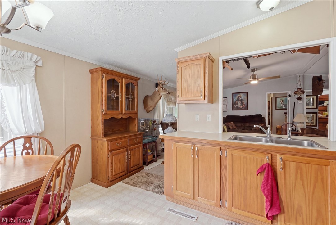 1359 Sharon Avenue Zanesville OH 43701