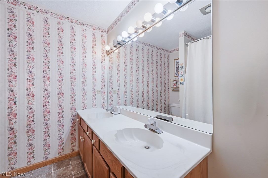 15793 W Garfield Road Salem OH 44460