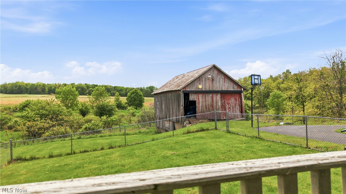 15793 W Garfield Road Salem OH 44460