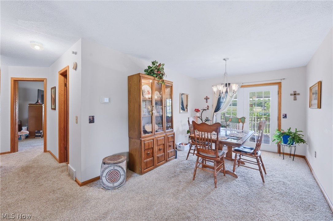 15793 W Garfield Road Salem OH 44460