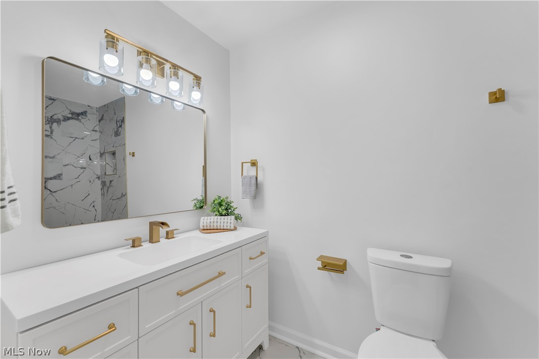 5108 Meadow Wood Boulevard Lyndhurst OH 44124
