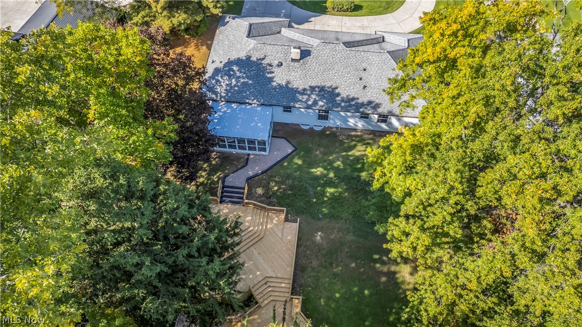 5108 Meadow Wood Boulevard Lyndhurst OH 44124