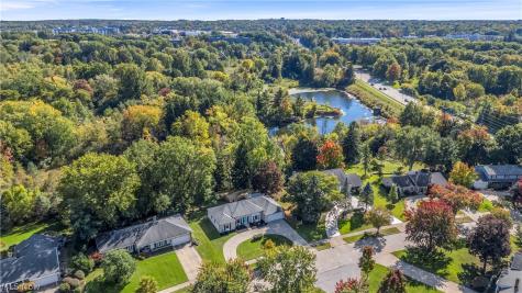5108 Meadow Wood Boulevard Lyndhurst OH 44124