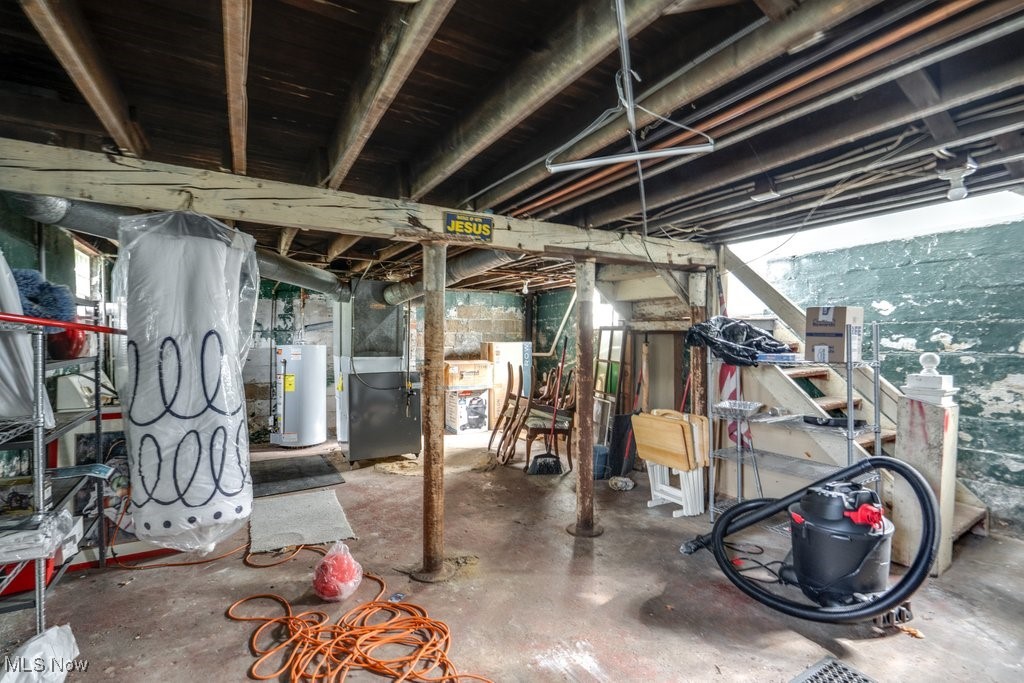 447 Cuyahoga Street Akron OH 44310