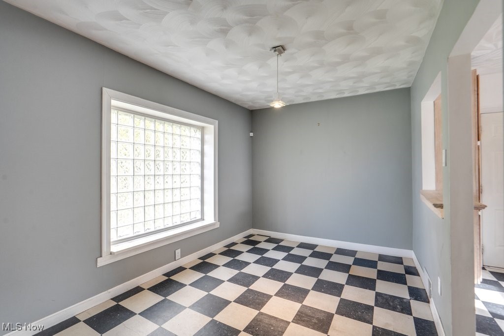 447 Cuyahoga Street Akron OH 44310