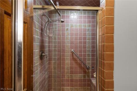 7725 Hearthstone Avenue NW North Canton OH 44720