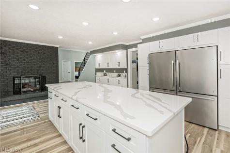 5690 Hartshire Drive Willoughby OH 44094