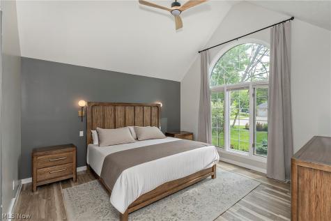 5690 Hartshire Drive Willoughby OH 44094