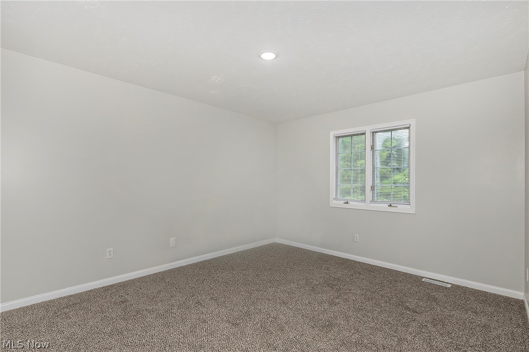 5690 Hartshire Drive Willoughby OH 44094