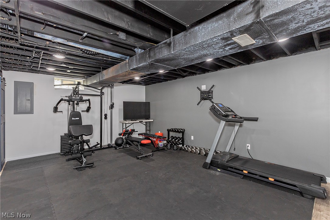 5690 Hartshire Drive Willoughby OH 44094