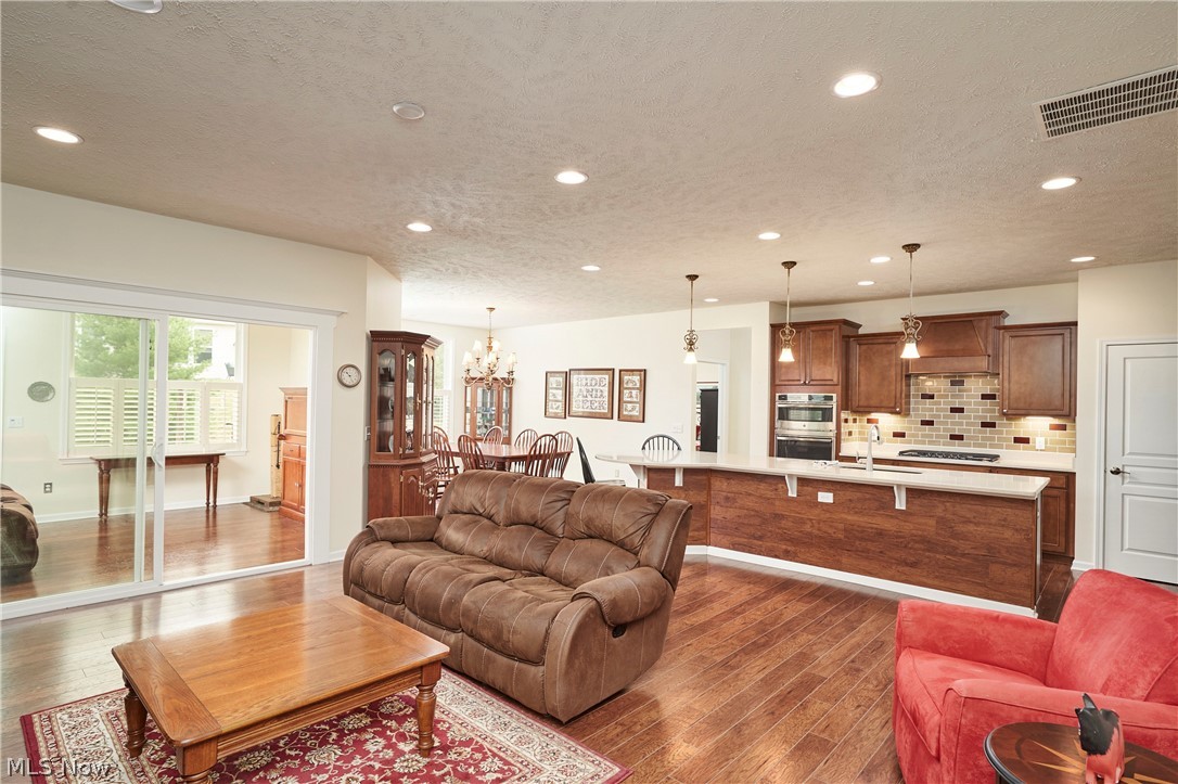 531 Arbor Lane Akron OH 44321