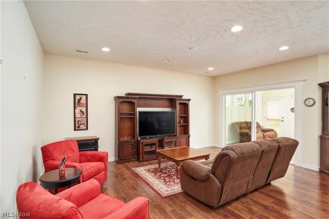 531 Arbor Lane Akron OH 44321