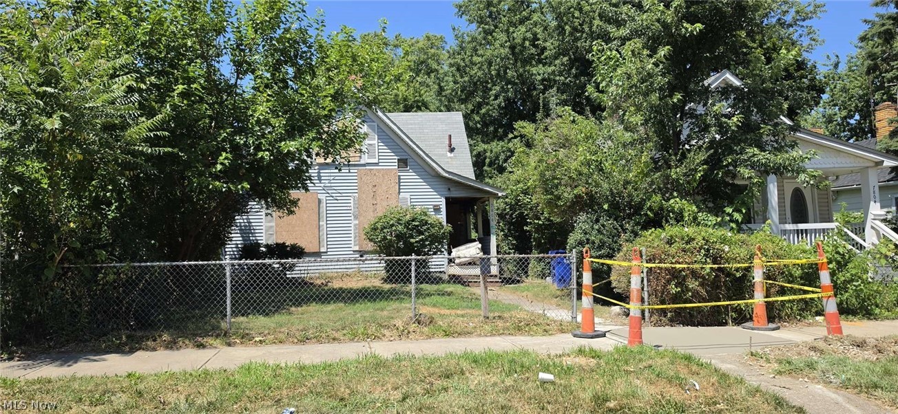 7808 Elton Avenue Cleveland OH 44102