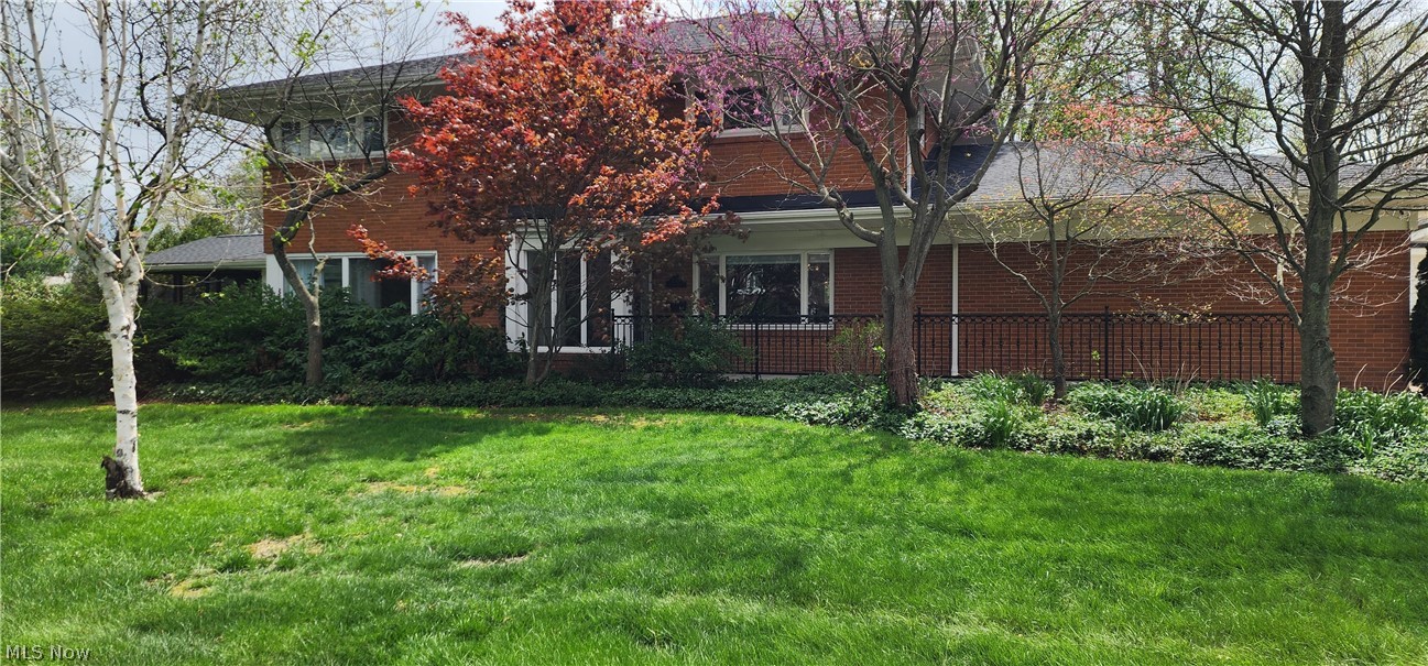 3224 Halsey Drive NE Warren OH 44483