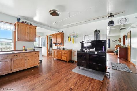 2393 Stanhope Kelloggsville Road Dorset OH 44032