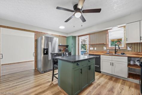 3044 Greenwich Lane Brunswick OH 44212