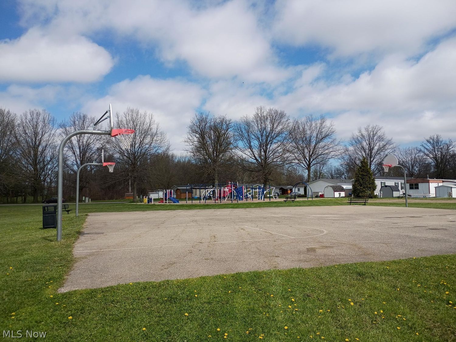 160 Kentucky Drive Elyria OH 44035