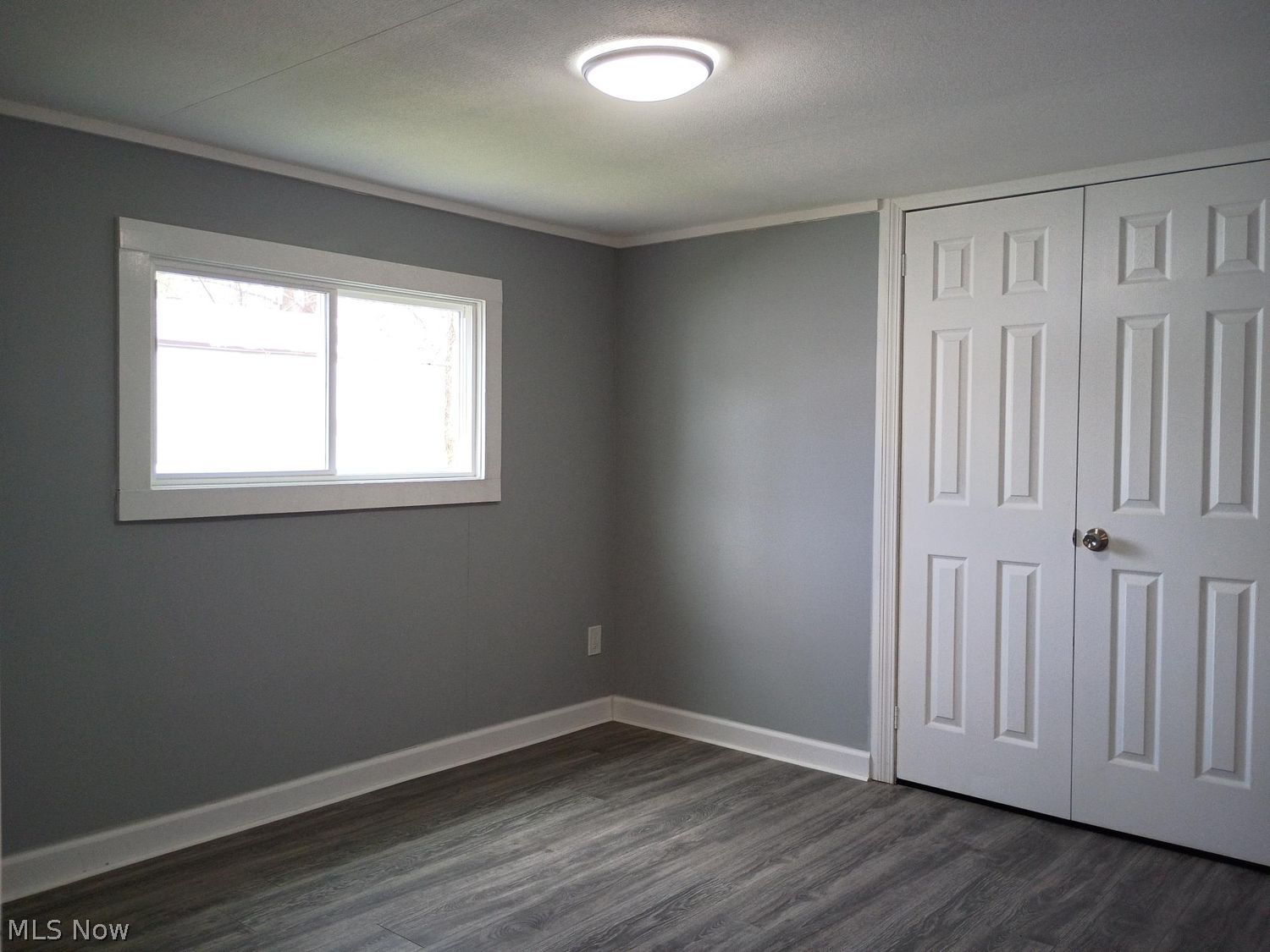 160 Kentucky Drive Elyria OH 44035