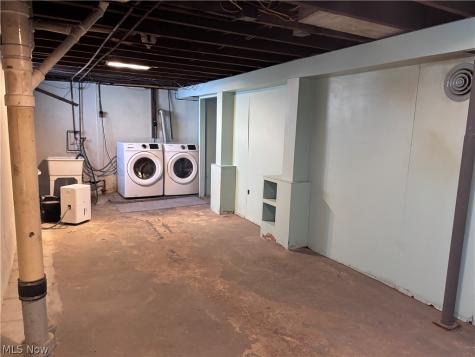 1236 Arnold Avenue Akron OH 44305