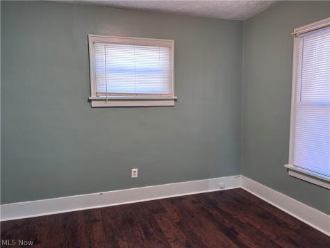 1236 Arnold Avenue Akron OH 44305