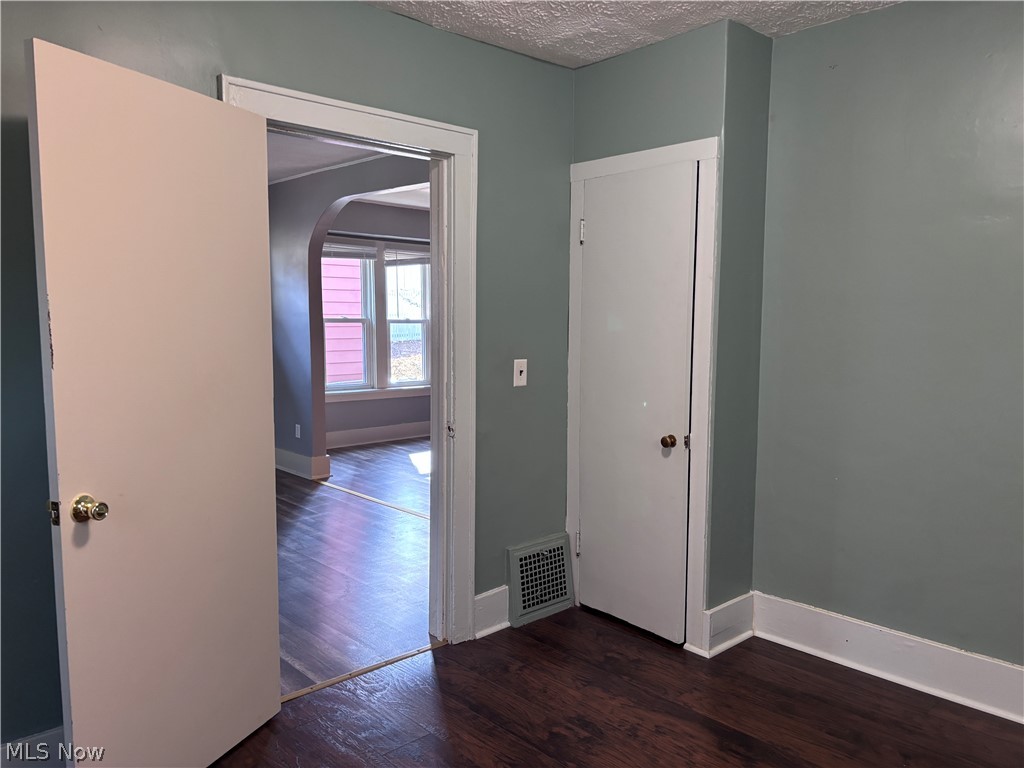 1236 Arnold Avenue Akron OH 44305